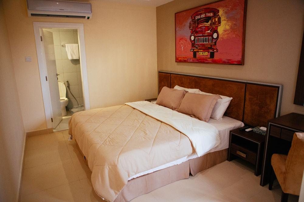 Frankie'S Foods And Rooms Accra Exteriér fotografie