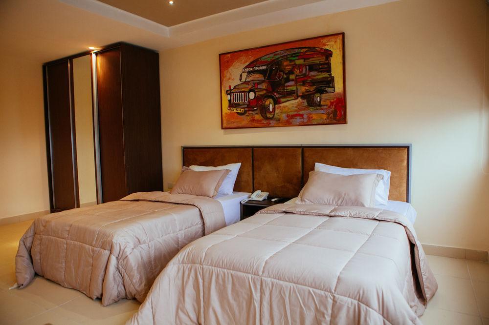 Frankie'S Foods And Rooms Accra Exteriér fotografie