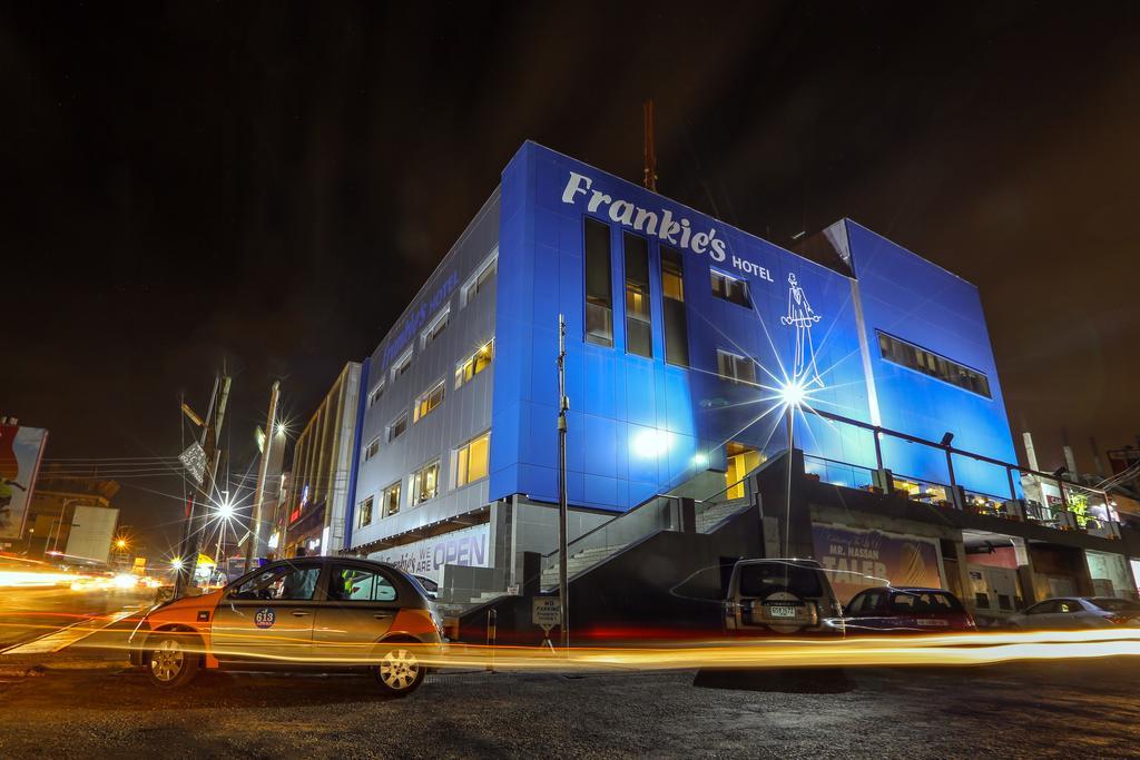 Frankie'S Foods And Rooms Accra Exteriér fotografie
