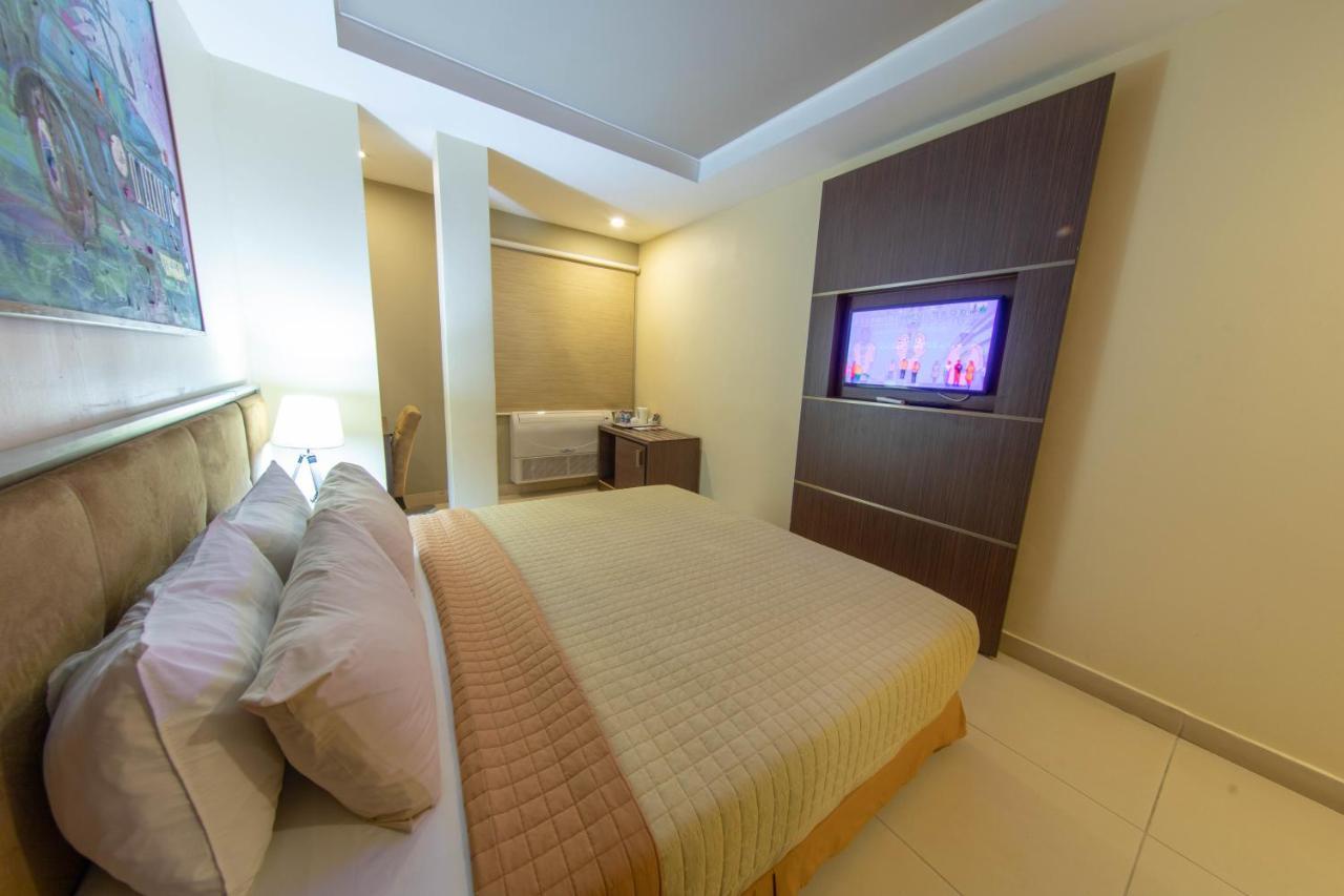 Frankie'S Foods And Rooms Accra Exteriér fotografie
