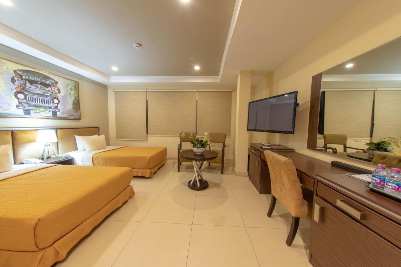 Frankie'S Foods And Rooms Accra Exteriér fotografie